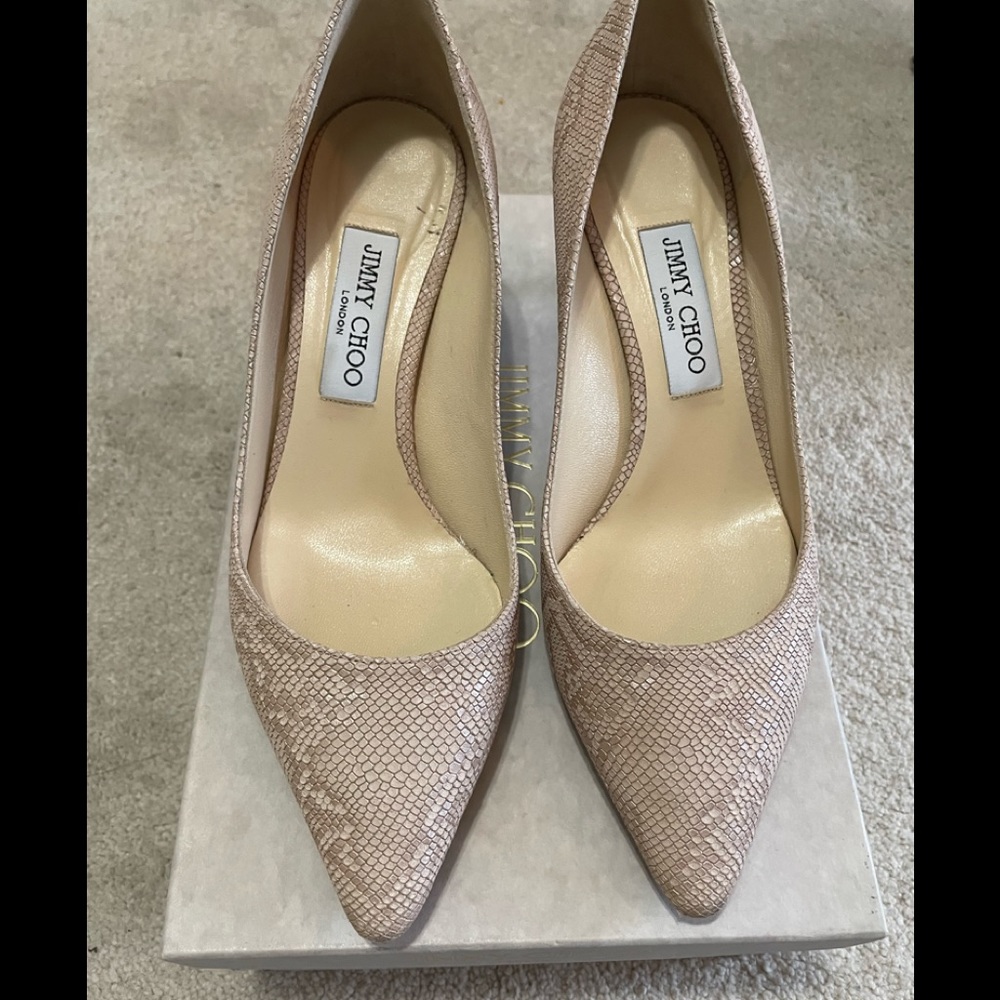 Jimmy Choo pump